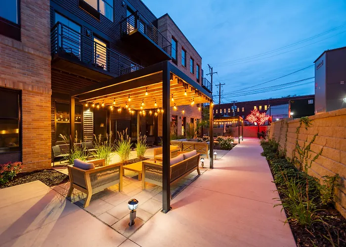 Top Riverside Accommodations in Historic Stillwater
